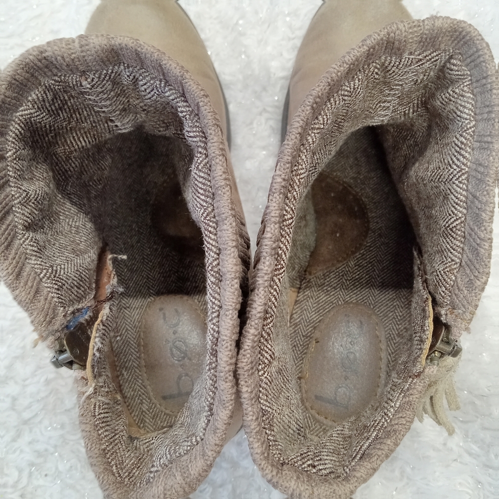 BOC Taupe Bendell Sweater Cuff Ankle Booties size 7M - Picture 4 of 6